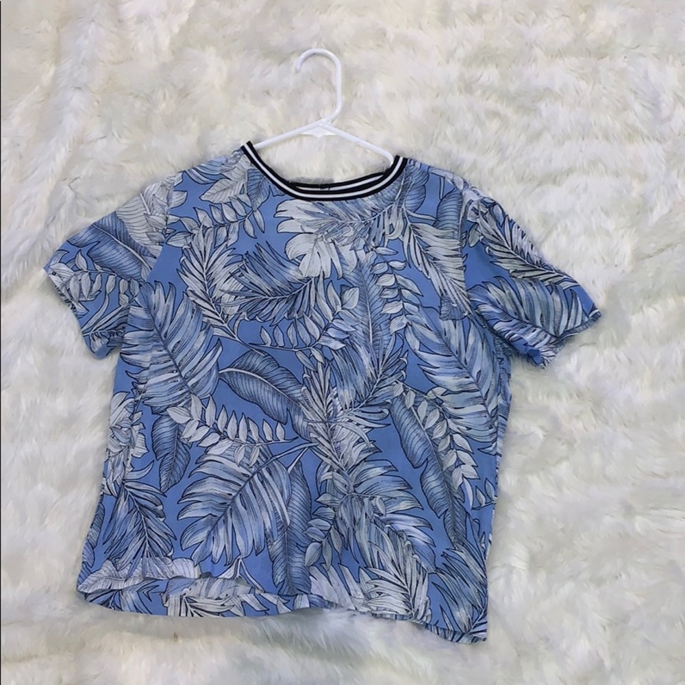 blue t-shirt